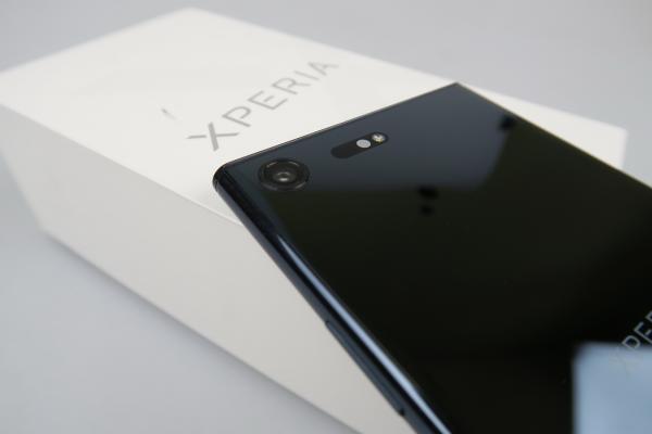 Sony Xperia XZ Premium - Unboxing