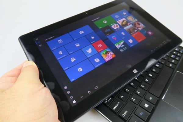 Cube iWork 10 Unboxing: Tabletă dual OS axată pe productivitate şi o tastatură cu look familiar (Video)