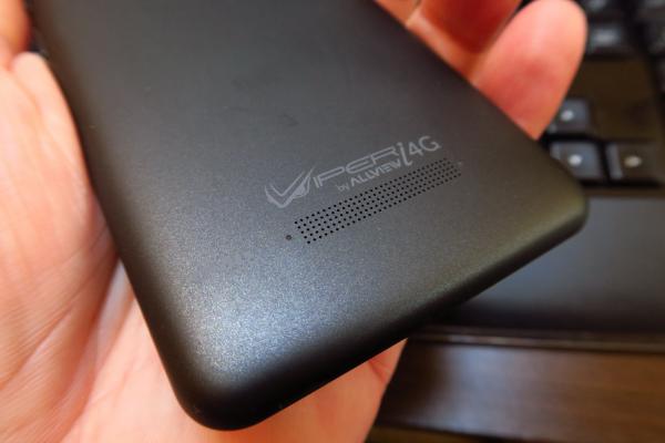 Allview V2 Viper i4G: Multimedia cu volum ridicat, diferenţe de decibeli faţă/spate
