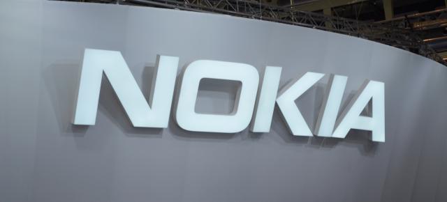 Nokia anunţă 1000 de concedieri în Finlanda, reducând în continuare costurile