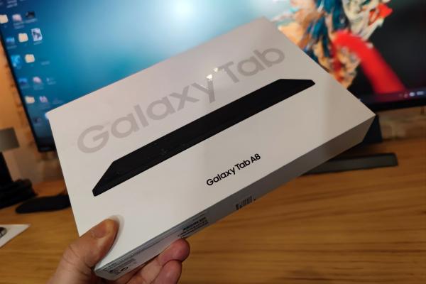 Samsung Galaxy Tab A8 10.5 Unboxing