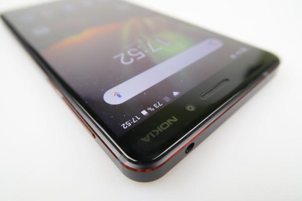 Nokia 6.1: Design pe bază de aluminiu, lat şi ceva mai nobil