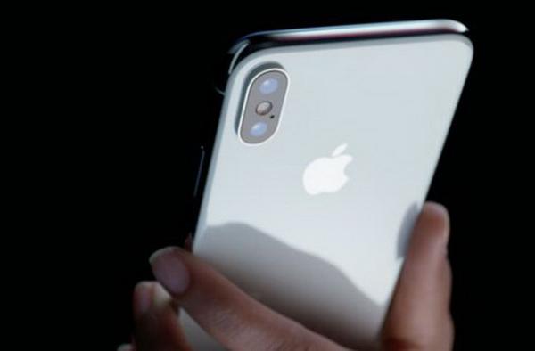 Unul dintre iPhone-urile din 2018 va dispune de 4GB RAM; iPhone 11, primele benchmark-uri