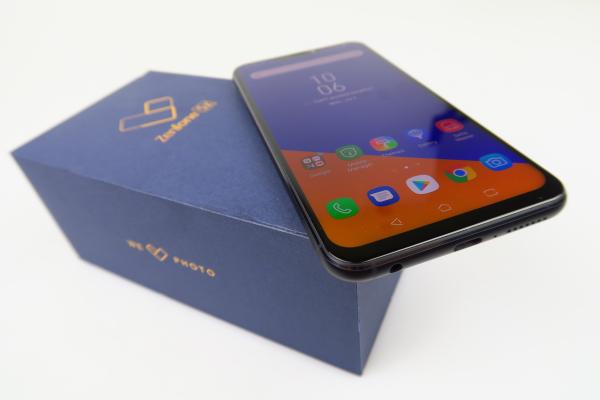 ASUS ZenFone 5z (ZS620KL) - Unboxing