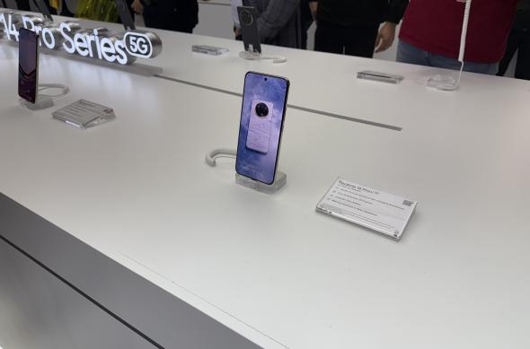 Stand-ul realme, MWC 2025: Photo 03.03.2025, 12 11 39.jpg