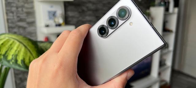 Ce upgrade ne pregătește Samsung pentru camera lui Galaxy Z Fold7? Camera wide este în focus