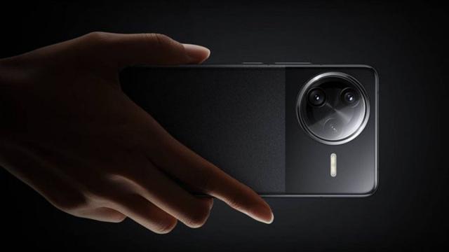 <b>POCO F7 Pro și F7 Ultra listate online înainte de debut; Cât vor costa noile modele?</b>POCO urmează să prezinte două smartphone-uri foarte interesante. E vorba despre POCO F7 Pro și F7 Ultra, modele tip „flagship killer”, ce vor aduce specificații atractive. Înainte de lansare, o scăpare de pe Amazon ne oferă o primă privire asupra sumelor