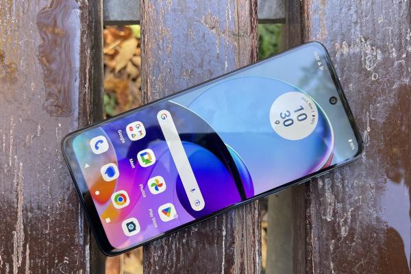 Motorola moto g14: Display mare pentru consum multimedia, refresh rate standard