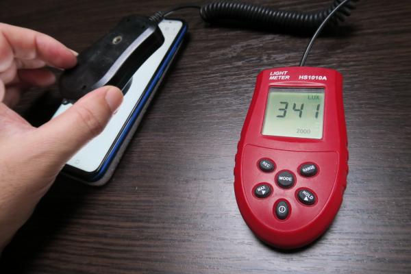 Luminozitate display Huawei Honor 8X