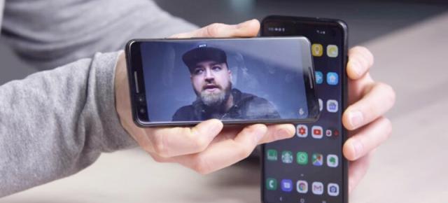 Deblocarea facială a lui Samsung Galaxy S10 e păcălită de video, fraţi ne-gemeni şi chiar fotografii