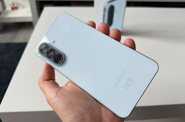 Samsung Galaxy A57 - Unboxing: Samsung-Galaxy-A57-Unboxing_ (17).jpg