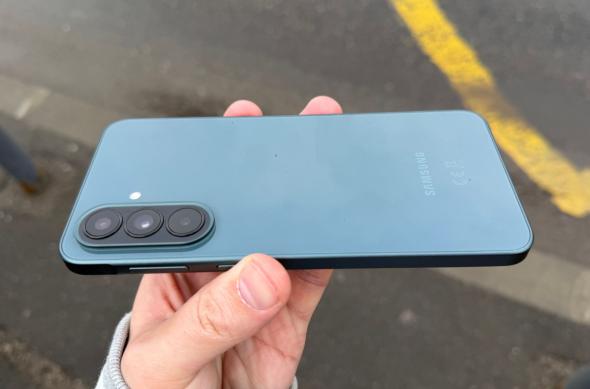 Samsung Galaxy A37 - Design (2): Samsung-Galaxy-A37-Design_ (24).jpg