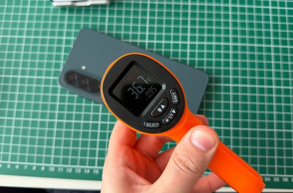 Samsung Galaxy A37 - Test temperatură: Termic_ (1).jpg