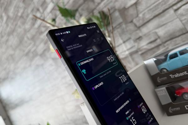 Redmagic 11 Air: Conectivitate WiFi 7 și 5G care livrează viteze mari pentru gaming fără lag