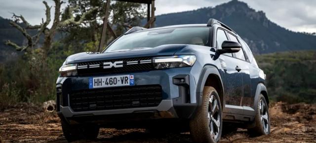 Dacia conduce într-o piață în scădere; Electrificarea câștigă teren în preferințele românilor