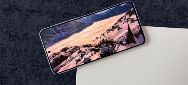 Samsung Galaxy A57: Display cu imagini care te captivează, acum margini mai subțiri 