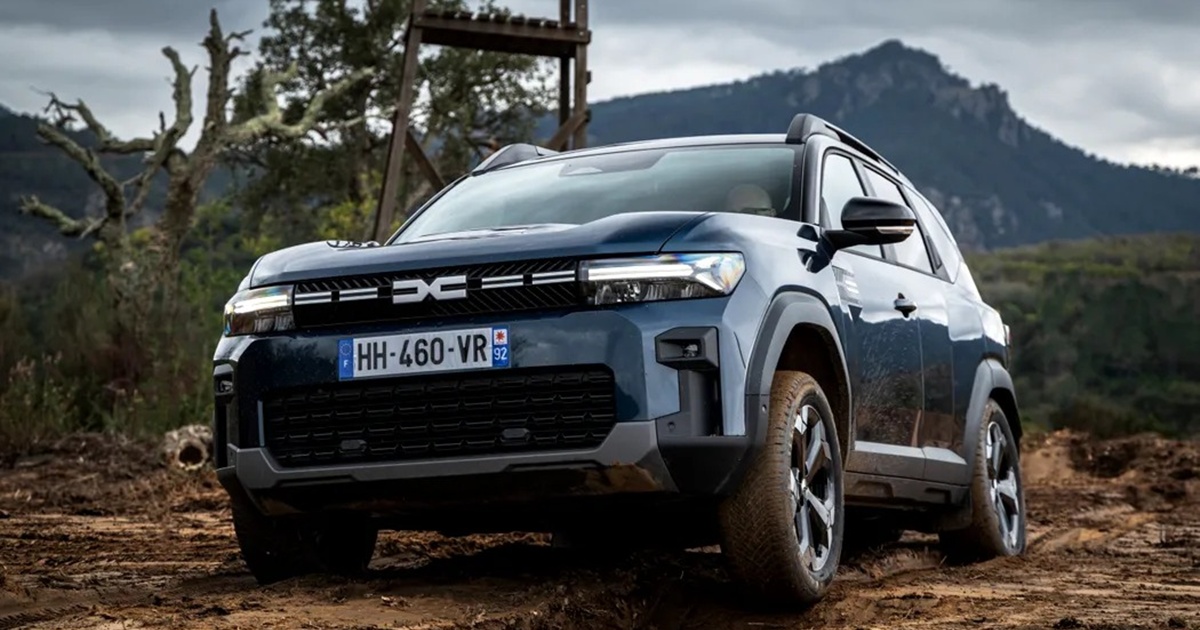 Dacia conduce într-o piață în scădere; Electrificarea câștigă teren în preferințele românilor