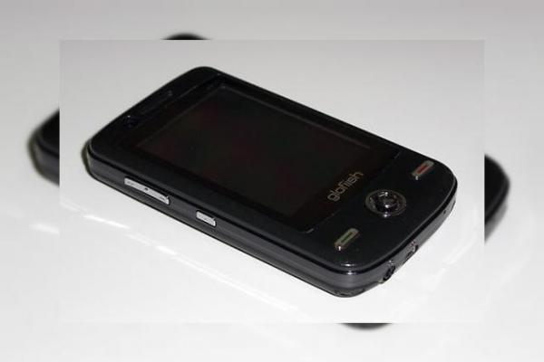 Experienta hands on cu Glofiish v900