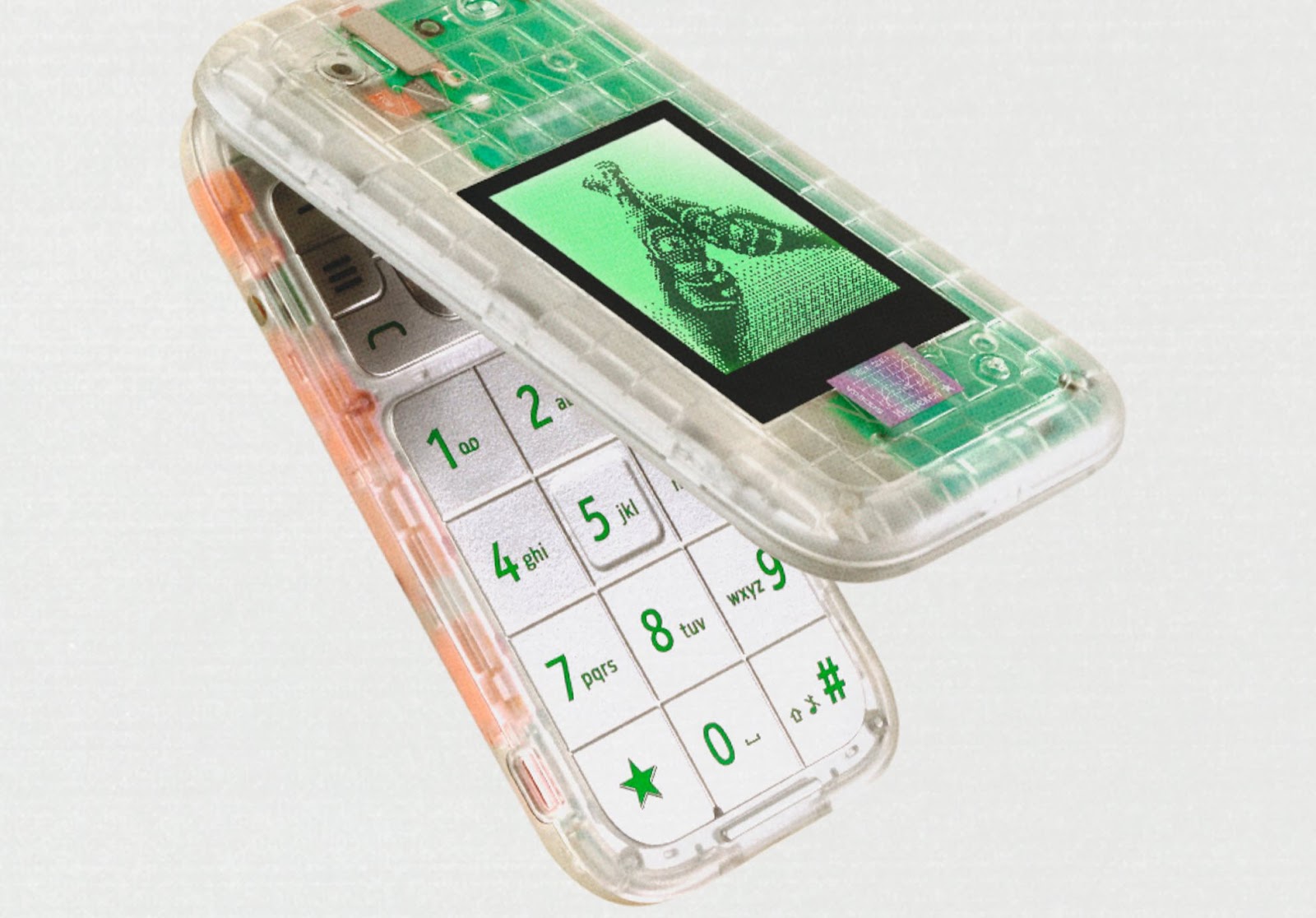 Heineken şi-a făcut propriul telefon: e transparent şi are clapetă - Boring Phone