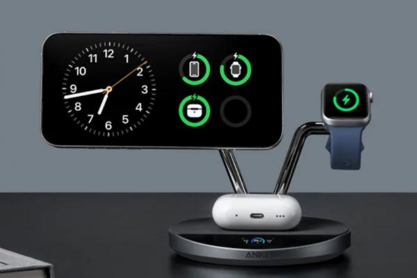 Anker lansează un încărcător wireless 3 în 1 cu ecran tactil