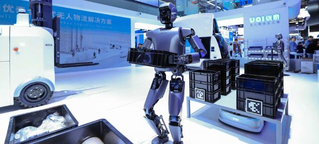 De la mașini electrice la roboți umanoizi: BYD își extinde ambițiile în domeniul inteligenței artificiale