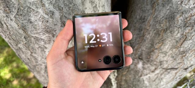 Motorola RAZR 70 Ultra: Camera de luat în vacanța din această vară, cea mai comodă captură selfie în format pliat