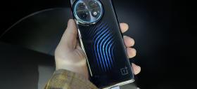 MWC 2023: OnePlus 11 Concept Hands-on - primul smartphone cu răcire pe bază de lichid este atracția standului OnePlus din Barcelona 