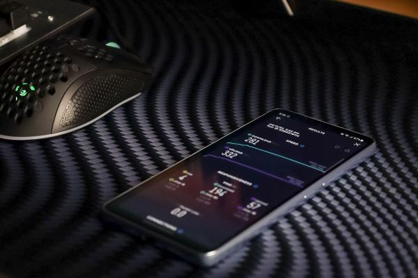 Samsung Galaxy A53 - Suport pentru 5G; oferă conexiuni rapide și stabile