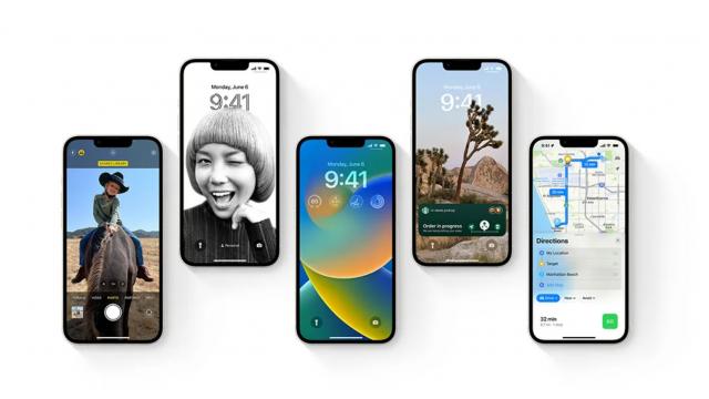 <b>iPhone 14 Pro va avea Always On Display conform codului sursă iOS 16</b>Odată cu apariţia lui iOS 16 Developer Preview, experţii au început să îi disece codul sursă, în căutarea următoarelor produse hardware pregătite de Apple. Uneori firma din Cupertino lasă indicii de acest tip în cod