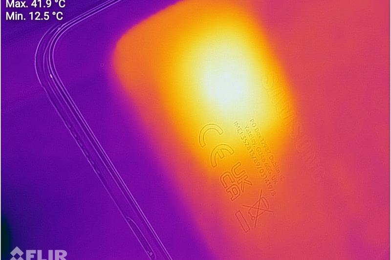 Samsung Galaxy A53 - Temperatura în jocuri: Samsung-Galaxy-A53_008.jpg