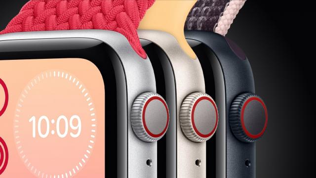 <b>Următorul Apple Watch SE ar putea fi mai ieftin; Ce modificare pregătește Apple pentru rivalul lui Galaxy Watch FE</b>În 2020 luna septembrie avea să ne aducă ceva interesant din partea celor de la Apple și anume prima generație Watch SE, un smartwatch mai accesibil cu dotări de la modele Watch anterioare. Produsul a fost primit cu entuziasm 