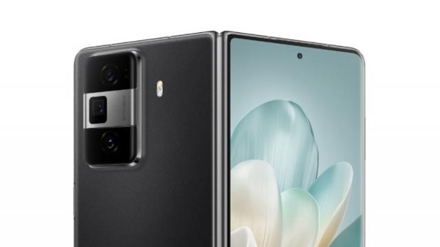 <b>Honor Magic Vs3 va avea un design diferit de V3; Îl vedem astăzi în imagini oficiale, cu modul de cameră dreptunghiular</b>La apariția primelor materiale teaser cu Honor Magic V3 și Magic Vs3 credeam că ambele smartphone-uri pliabile vor avea același design, cu mici diferențe la modulul foto din spate - mai precis un inel diferit în jurul modulului circular