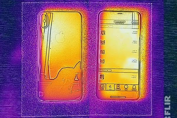 Test termic iPhone XS Max