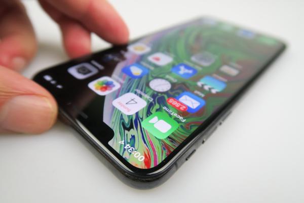 Apple iPhone XS Max: Benchmark-uri imense, dominaţia în 2018-2019 e asigurată