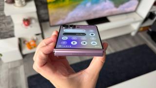 Samsung Galaxy Z Flip8: Conectivitate de top, Bluetooth 6.0 și ecosistem complet