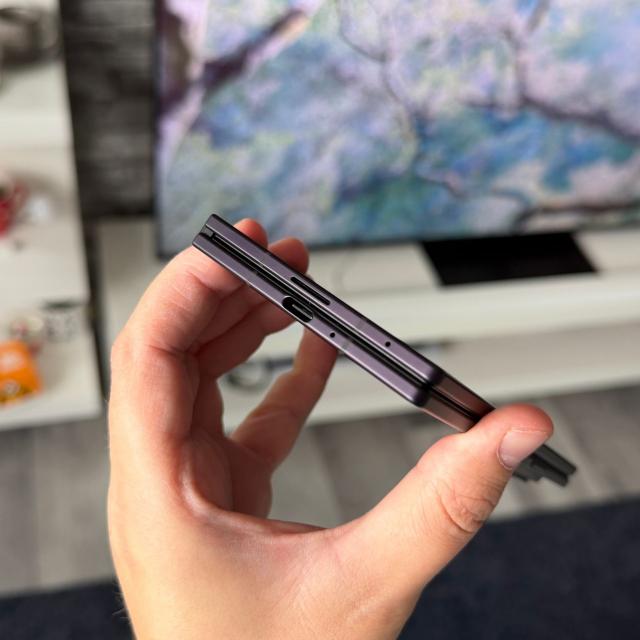 Samsung Galaxy Z Fold8 Ultra oferă conectivitate completă Wi-Fi 7, Bluetooth 6.0 și UWB