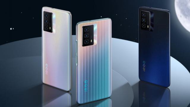 <b>iQOO Z5 5G a debutat oficial! Smartphone accesibil cu CPU Snapdragon 778G, baterie de 5000 mAh, display cu refresh rate de 120Hz</b>Probabil știți deja că iQOO este un sub brand al companiei vivo, dar care funcționează ca o companie independentă. Multe dintre smartphone-urile lansate sub acest brand se comercializează în China, însă flagship-uri precum iQOO 7 și iQOO 8