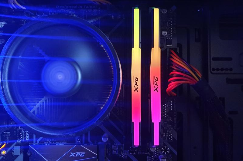 XPG Spectrix D50 - Galerie Foto: 20210913_152251.jpg