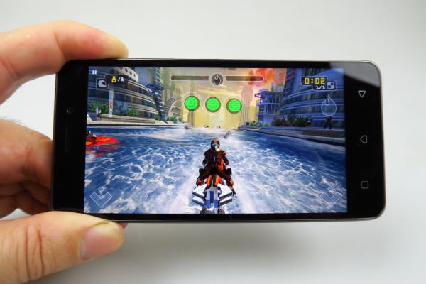 Lenovo K6: Benchmark-uri deloc rele, peste un Galaxy A sau Nexus 6P în câteva cazuri