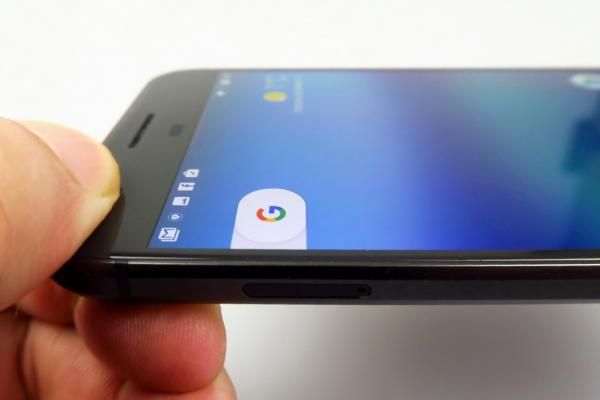 Google Pixel XL: OS, UI, aplicaţii cu Nougat drept perla coroanei Google, numai cu aprecieri pentru acest release
