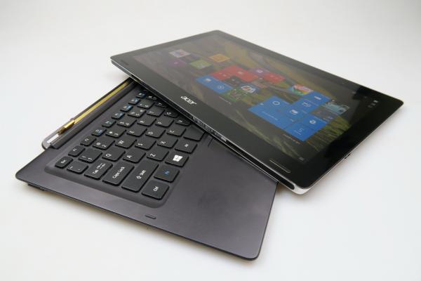 Acer Aspire Switch 12 S: Benchmark-uri duble faţă de un model cu CPU Intel Atom