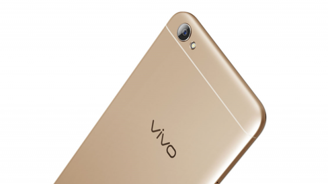 <b>Vivo V5 Lite este anunțat oficial; phablet de 5.5 inch cu 3 GB RAM </b>Compania chineză Vivo tocmai ce a anunțat în weekend și lansarea smartphone-ului V5 Lite, acesta fiind un phablet de 5.5 inch cu 3 GB RAM și procesor octa-core. Primim și o cameră foto principală de 16 megapixeli la pachet, iar printre alte dotări ale