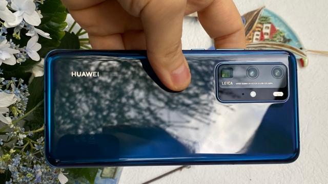 <b>Avem lista completă a furnizorilor de componente pentru Huawei P40 și nici măcar o singură companie americană nu apare aici</b>După ce zilele trecute aflam că Huawei a optat și de această dată la BOE Display pentru furnizarea de panouri destinate flagship-urilor din seria P40, iată că astăzi apare o listă completă a companiilor care au livrat componente pentru aceste noi 