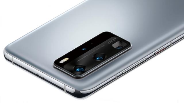 <b>Huawei P40 Pro testat de DxOMark: urcă pe locul întâi, lăudat pentru stabilizare, Bokeh, dynamic range, focalizare</b>DxOMark avertizase cu câteva zile în urmă că va avea întârzieri în ce priveşte analiza de telefoane noi, în contextul pandemiei de Covid-19. De aceea nu am aflat chiar în ziua debutului lui Huawei P40 Pro ce notă primeşte acesta