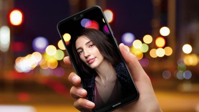 <b>Preț și disponibilitate Huawei P20 Lite în România</b>Anul acesta cei de la Huawei au decis să lanseze varianta lite din gama P ceva mai devreme, astfel că modelul cunoscut drept P20 Lite se vinde deja și la noi în țară. Terminalul cel nou adoptă elemente din zona de preț mai mare, astfel că vedem