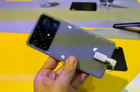 POCO X6 Pro - Fotografii: POCO-X6-Pro_001.jpg