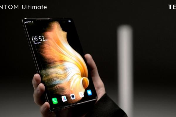 MWC 2024: Tecno prezintă Phantom Ultimate - Prototip funcțional de smartphone rulabil, cu deschidere în 1.3 secunde