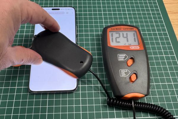 Luminozitate display HONOR Magic6 Pro