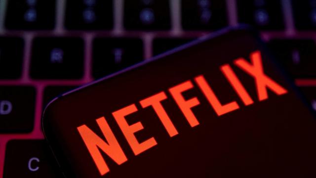 <b>Ne paște o altă scumpire pentru abonamentele Netflix? Un analist american sugerează această posibilitate</b>Finalul de săptămână ne aduce o știre care vizează Netflix, sau mai bine zis abonamentele care ar putea fi afectate de către o nouă scumpire. Profitul cât mai mare reprezintă punctul principal de interes pentru această platformă