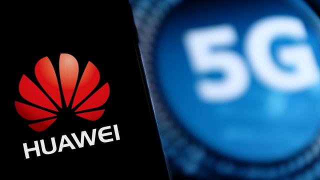 <b>HUAWEI se declară dezamăgită de decizia Guvernului României de a respinge solicitarea de autorizarea pentru construcția de rețele 5G</b>Ieri scriam de faptul că guvernul României a respins solicitarea HUAWEI pentru utilizarea echipamentelor în rețelele 5G din România. Hotărârea a fost întărită de o decizie semnată joi de premierul Marcel Ciolacu și publicată în Monitorul Oficial